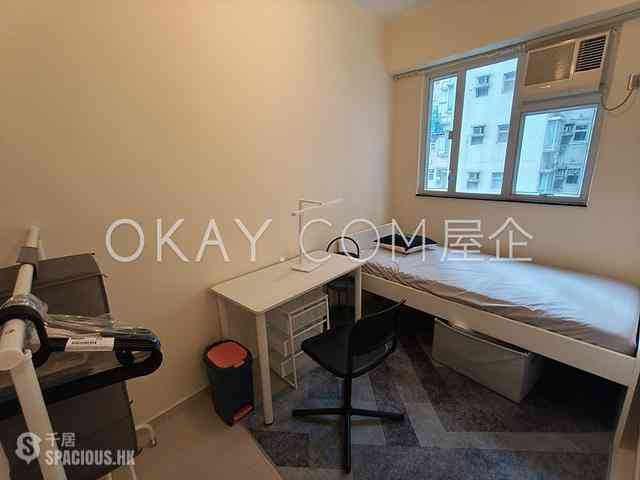 Mid Levels West - Bonanza Court 03