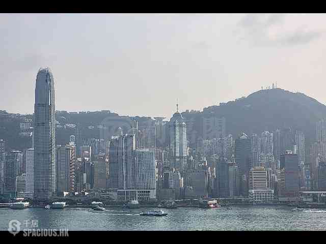 West Kowloon - The Arch Sky Tower (Block 1) 03