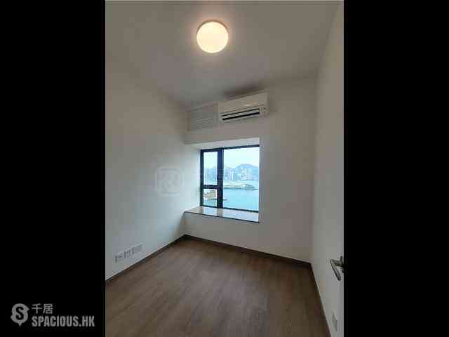 West Kowloon - The Arch Sky Tower (Block 1) 07