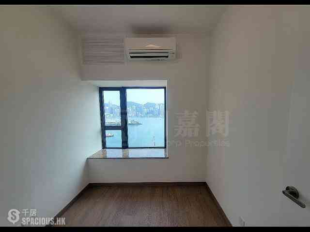 West Kowloon - The Arch Sky Tower (Block 1) 08