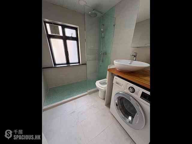 Sheung Wan - 183, Queen's Road West 04