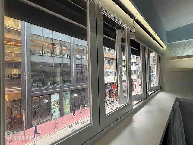 Sheung Wan - 175, Queen's Road West 01