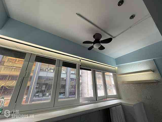 Sheung Wan - 175, Queen's Road West 03
