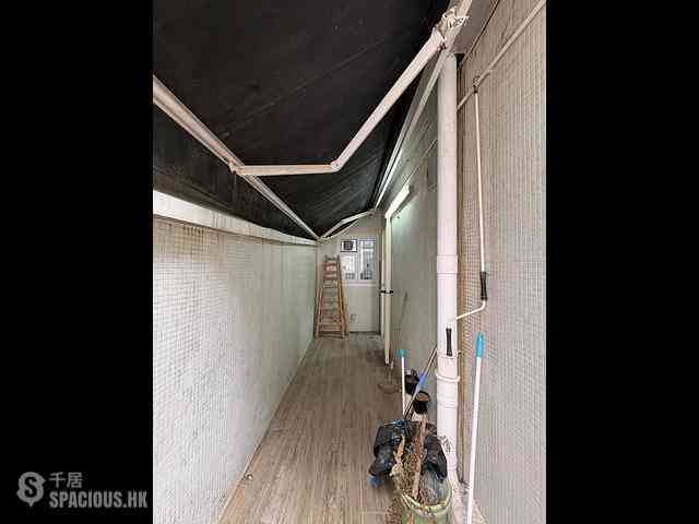 Sheung Wan - 175, Queen's Road West 06