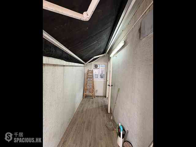Sheung Wan - 175, Queen's Road West 07