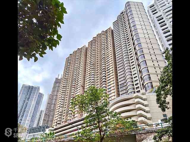 Mid Levels Central - Garden Terrace Block 2 01