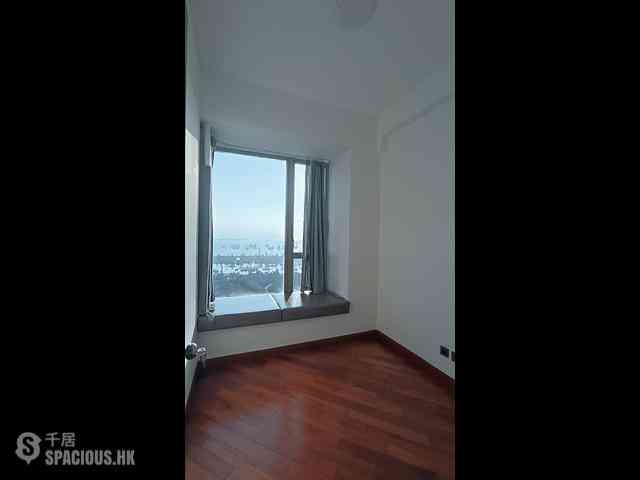 Yau Ma Tei - The Coronation Tower 1 10