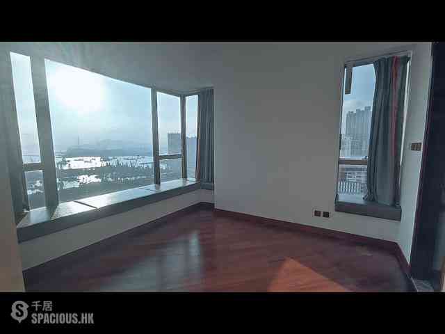 Yau Ma Tei - The Coronation Tower 1 11