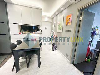 Sai Ying Pun - Centre Place 03