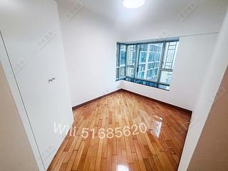 West Kowloon - Sorrento Phase 1 Block 6 04