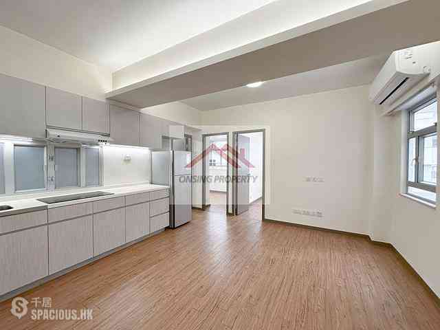 Wan Chai - Hang Tak Building 02