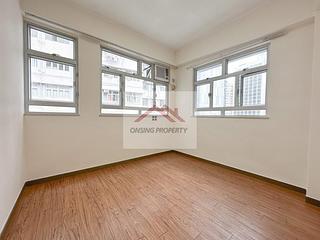 Wan Chai - Hang Tak Building 05