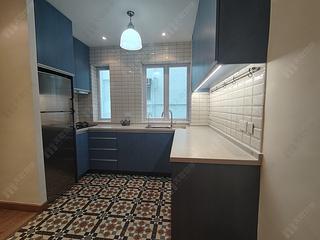 Causeway Bay - Lai Yuen Apartments 02