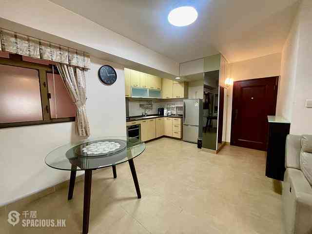 Kennedy Town - Serene Court 03