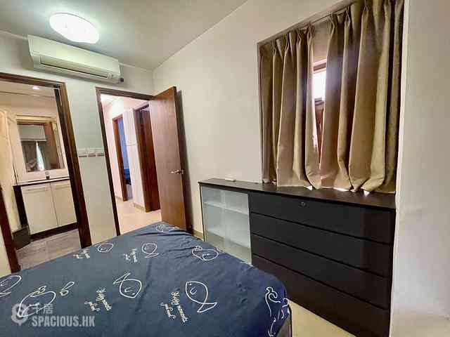 Kennedy Town - Serene Court 13