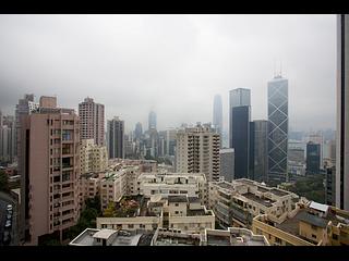 Mid Levels Central - Fairlane Tower 07