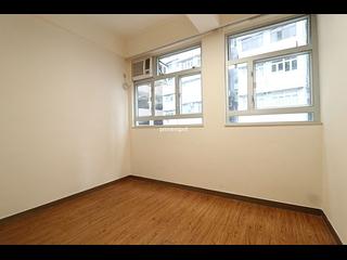 Wan Chai - Hang Tak Building 07