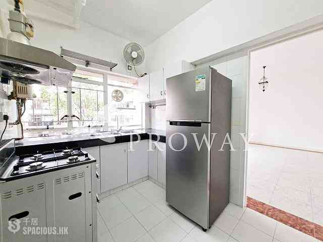 Pok Fu Lam - Bisney Villas 06