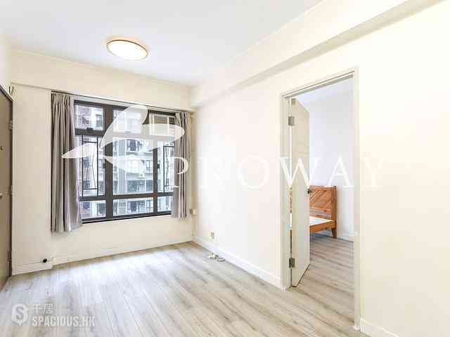 Mid Levels Central - Good View Court 01