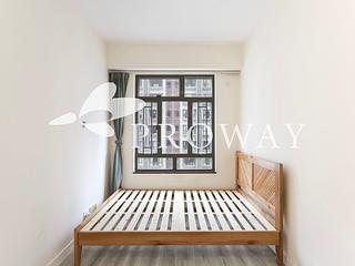 Mid Levels Central - Good View Court 04