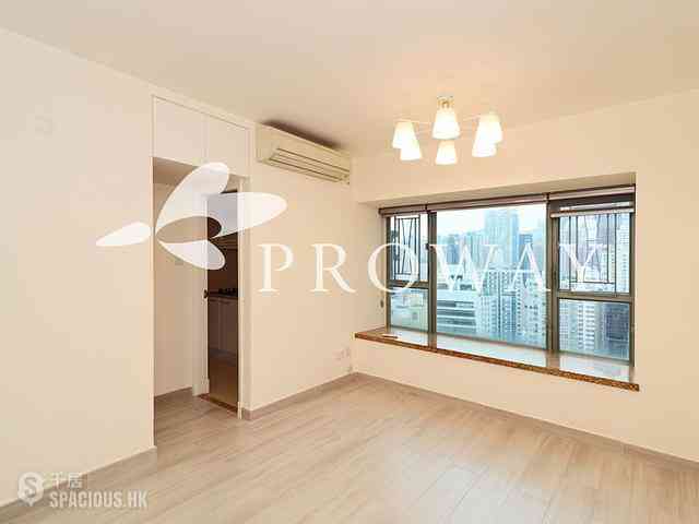 Sheung Wan - Queen's Terrace 01