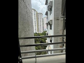 Tai Hang - Dragon Centre Block 1 09