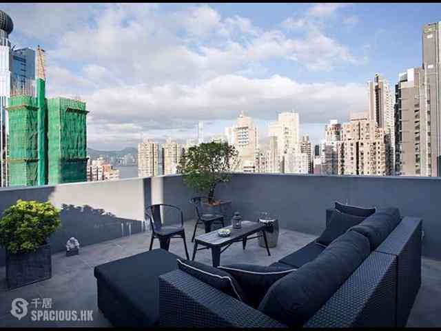 Sai Ying Pun - Hoi Sing Building Block 2 01
