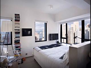 Sai Ying Pun - Hoi Sing Building Block 2 04