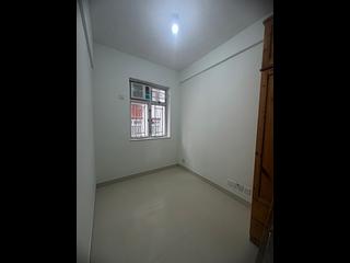 North Point - Tung Po Building 05