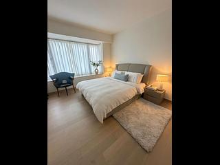 Jardines Lookout - Elegant Court 02