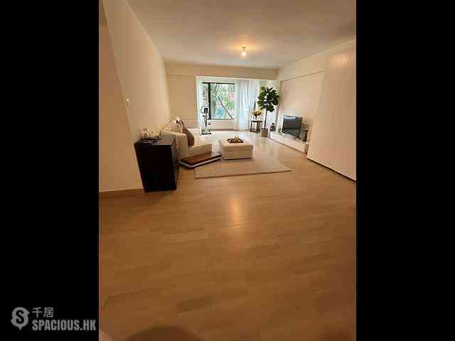 Jardines Lookout - Elegant Court 01