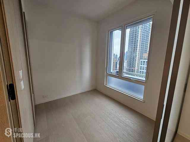 Wan Chai - 33 Kennedy Road 04