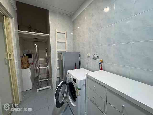 Causeway Bay - Caroline Hill Court 02