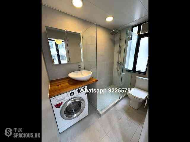 Sheung Wan - 183, Queen's Road West 06