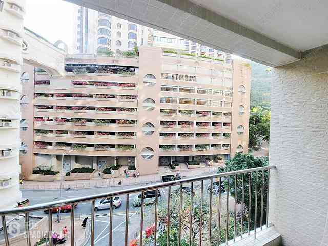 Wan Chai - Phoenix Court 01