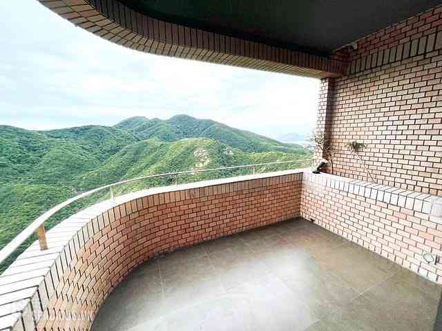 Tai Tam - Hong Kong Parkview Parkview Crescent Block 9 01