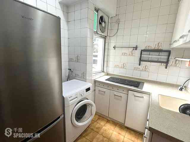 Quarry Bay - Hon Way Mansion 04