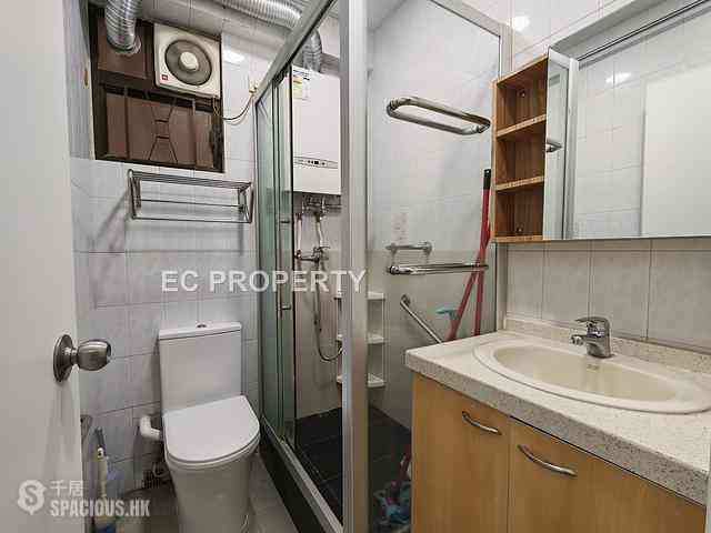 Causeway Bay - Chee On Building 04