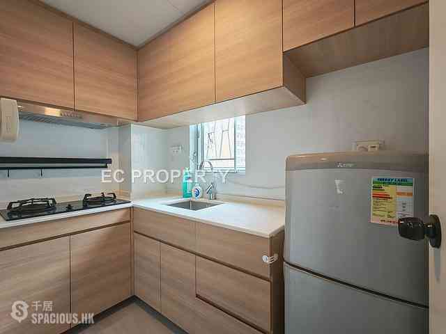 Causeway Bay - Lockhart House 04