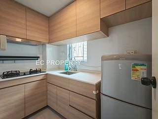 Causeway Bay - Lockhart House 04