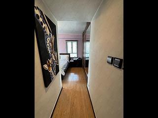 Mid Levels Central - Goldwin Heights 04