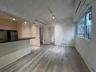 Soho - Caravan Court 08