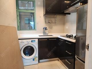 Wan Chai - Royal Court 10