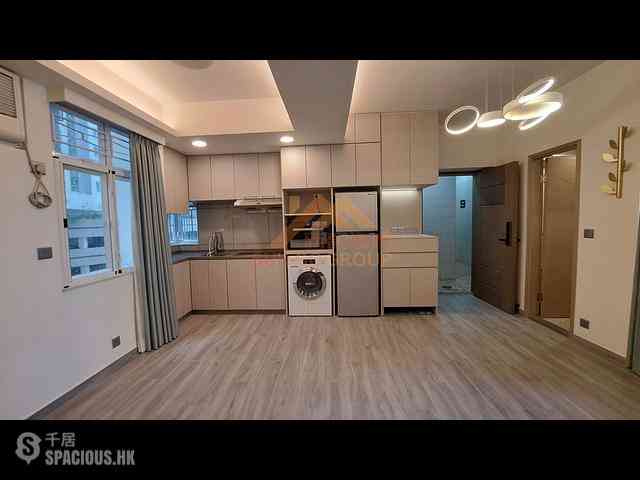 Mid Levels Central - Woodland Court 01