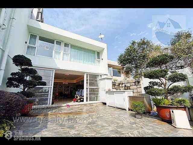 Clear Water Bay - Golden Villa 03