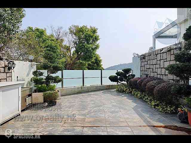 Clear Water Bay - Golden Villa 02