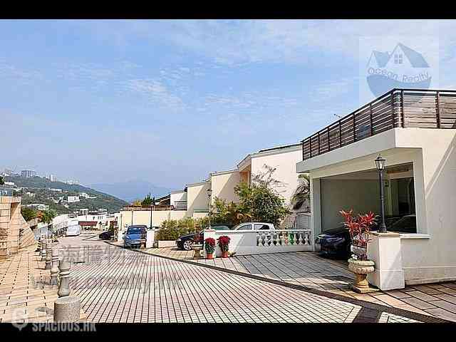 Clear Water Bay - Golden Villa 01