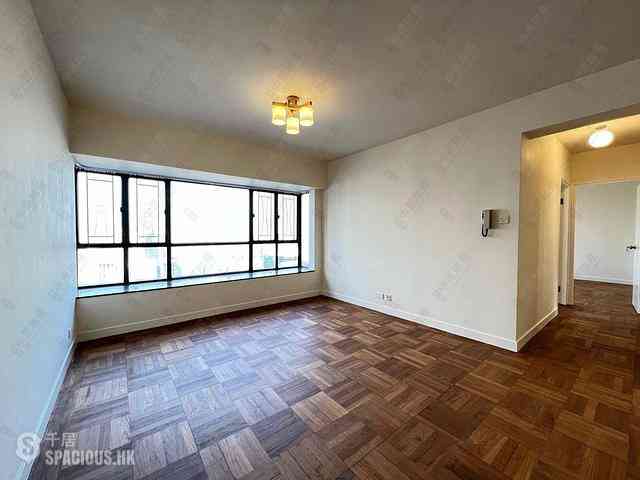 Mid Levels Central - The Grand Panorama 01