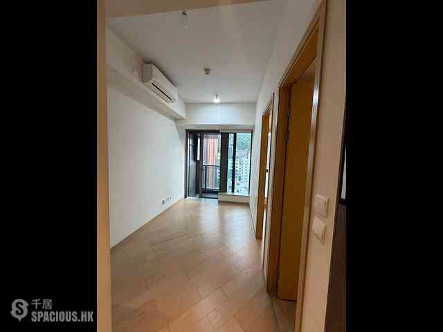 Shek Tong Tsui - Novum West 01