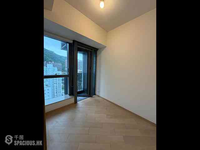 Shek Tong Tsui - Novum West 03
